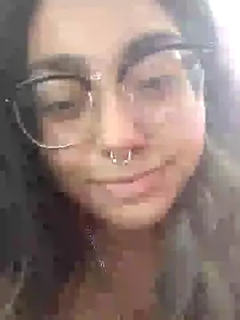 Lovelyrainn's cam snapshot