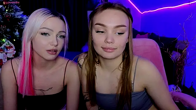 KitsyMoore's cam snapshot