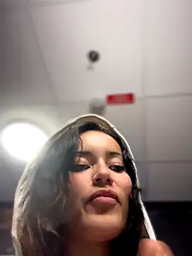 Risky_Workouts live sex cam