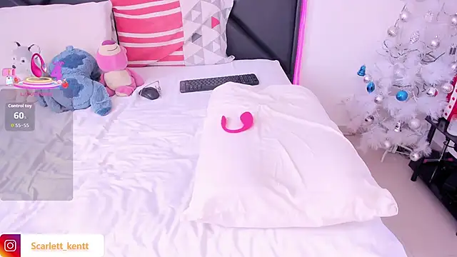 ScarlettAndClark's cam snapshot