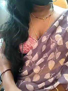 Hotgirlindian52's cam snapshot