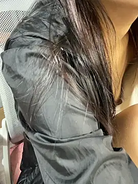 Mina048's cam snapshot