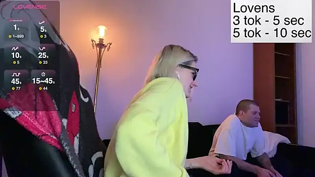 Sexy_Sweets's cam snapshot