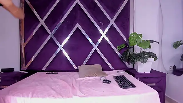 angelkyraasm's cam snapshot