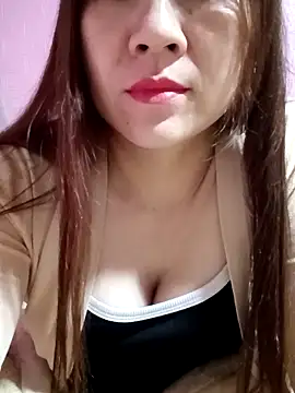 Lily-ross22's cam snapshot