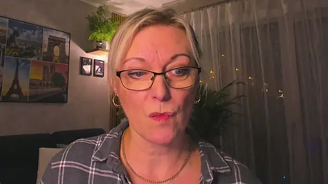 vanessa_chat's cam snapshot