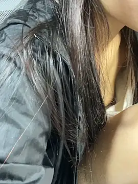 Mina048's cam snapshot