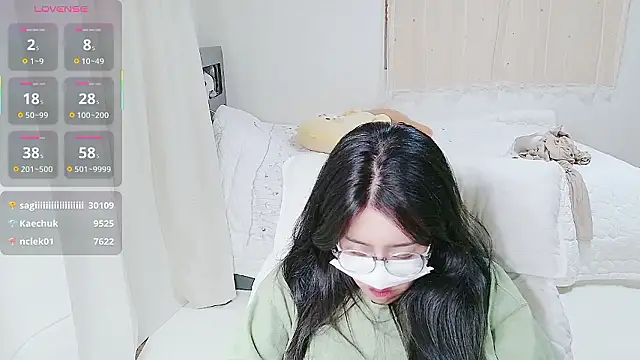 lovelysooni's cam snapshot