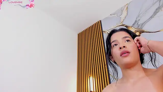 I_karly's cam snapshot