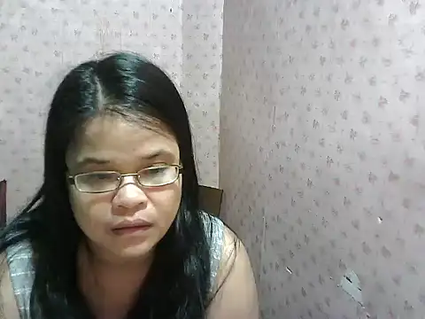 Hotty_babe23's cam snapshot