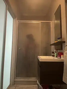 Bootyliciouse21X's cam snapshot