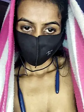 Thaper_Meera2's cam snapshot