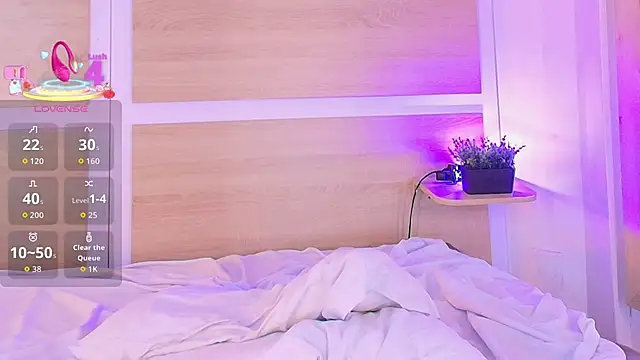 _nickypurple_'s cam snapshot