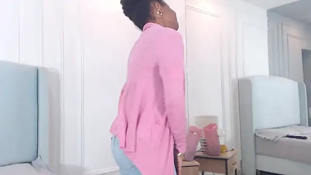 ChantalGarner's cam snapshot