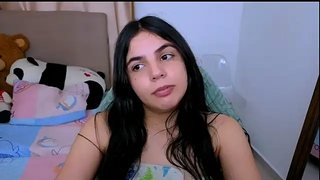 _elenna's cam snapshot