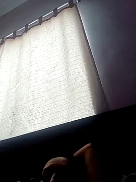 Laura_martin_'s cam snapshot