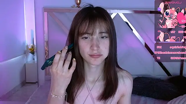 ChloeJohnsoon's cam snapshot