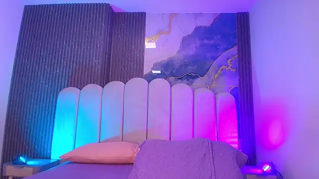 hot_dione's cam snapshot