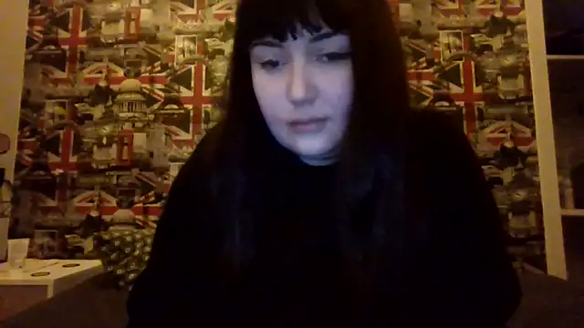 Lynylou's cam snapshot