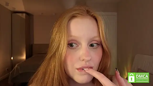 lulu_moonmoon's cam snapshot