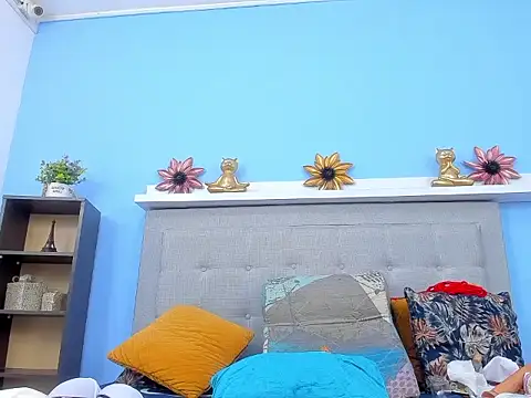 monalind220's cam snapshot