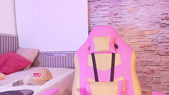 liz_monserrat_1's cam snapshot