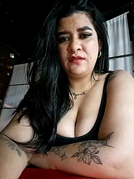 TianaGlow26's cam snapshot