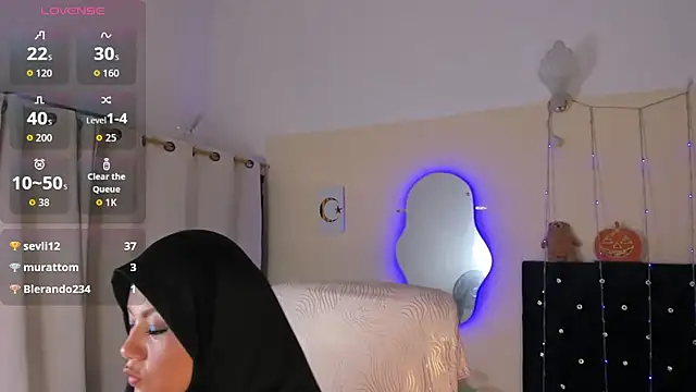 MalakChauriye's cam snapshot