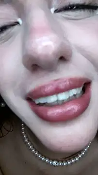 Emily-hottson's cam snapshot