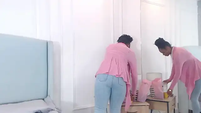 ChantalGarner's cam snapshot