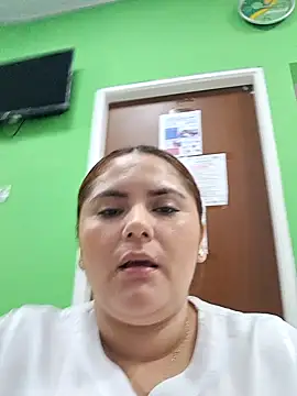 girl_redhead_bigtits's cam snapshot