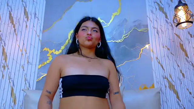 NIKIBUNNY's cam snapshot