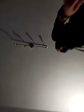 Laura_Ati's cam snapshot