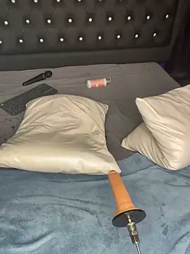 Nicky_gh's cam snapshot