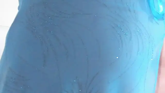 SexyLatinsx's cam snapshot