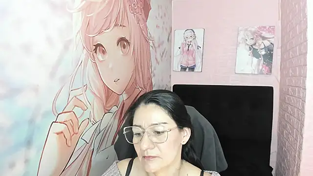 AllysonMilf69's cam snapshot