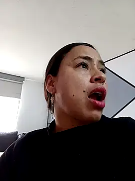 kamila_lovee's cam snapshot