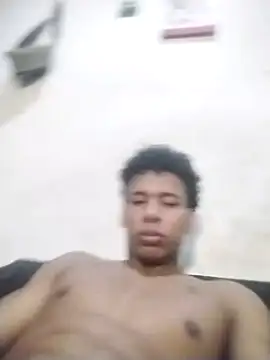 latinboi_sexy's cam snapshot