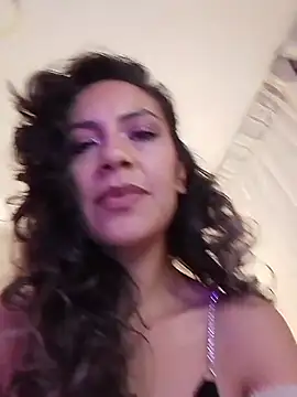 IssadoraRossini's cam snapshot