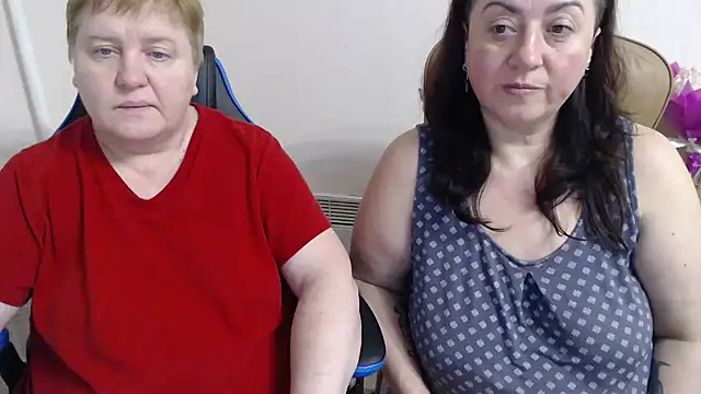 Bertie_Adeline's cam snapshot