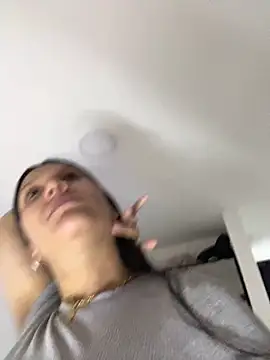 IsabellaJoness_'s cam snapshot