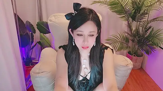 MeettheRainbow's cam snapshot