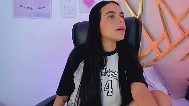 ChloeHarper_ live sex cam