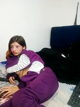 KratosAfroditacs's cam snapshot