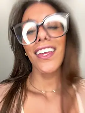 Brownfitbabyy's cam snapshot