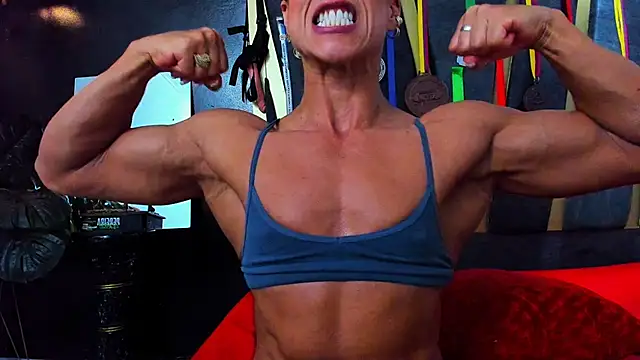 Khloe_Rossich's cam snapshot