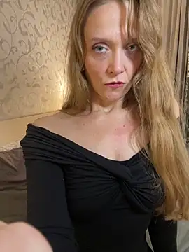 Lady_Taty's cam snapshot