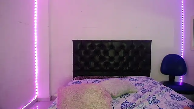 Laurenkenner_'s cam snapshot