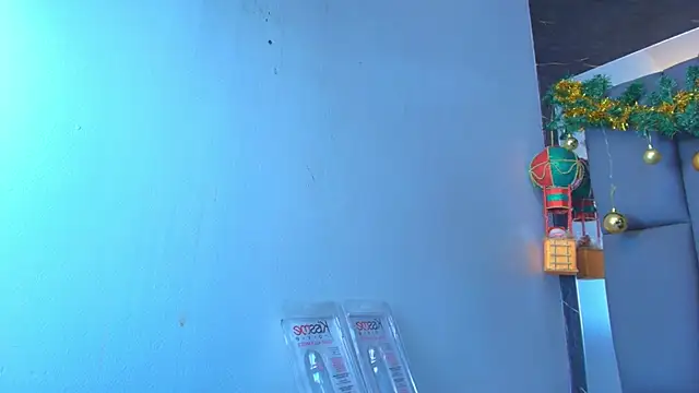 kissme_luna's cam snapshot