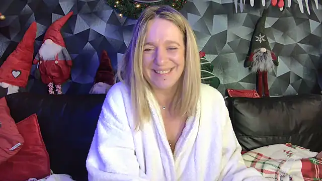 Delichieuse5's cam snapshot